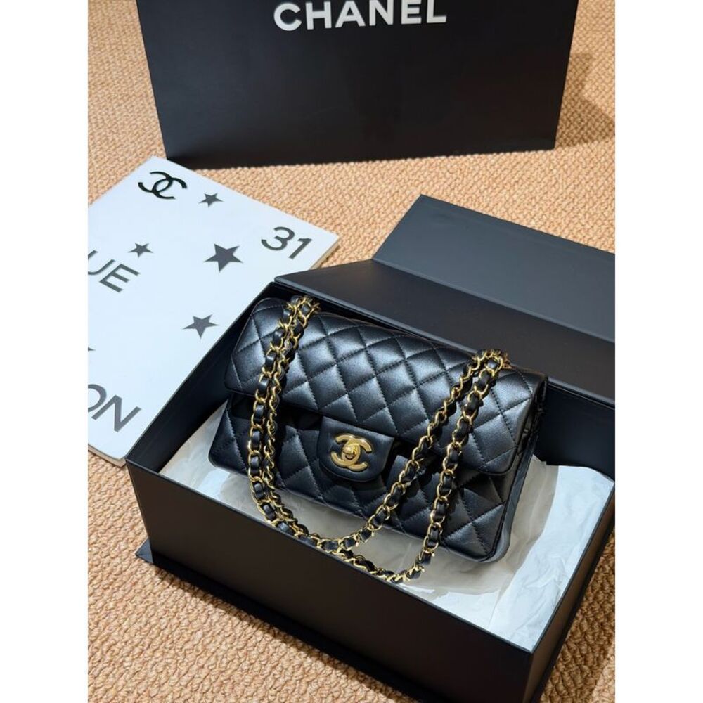 Chanel Women Pre-Loved Bag Very Good Condition
